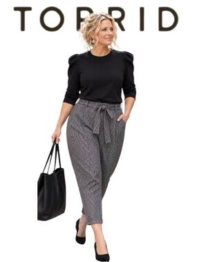 3X TORRID  Pull On High Rise Crepe Ankle Pants with Tie Belt